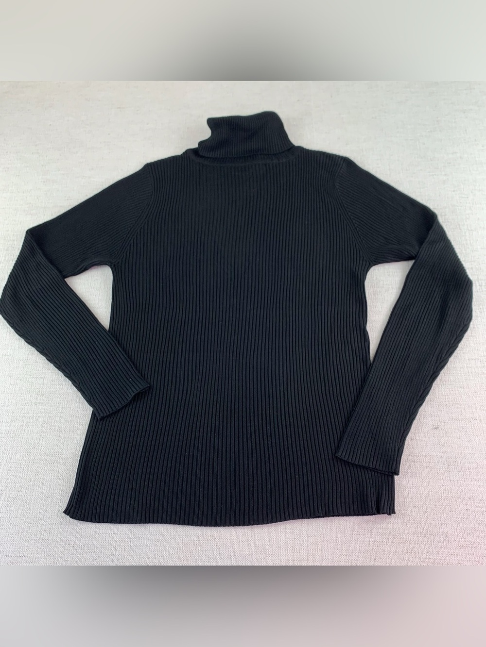 Joseph A. Women's S Black Ribbed 100% silk Turtleneck Sweater Classic Knit